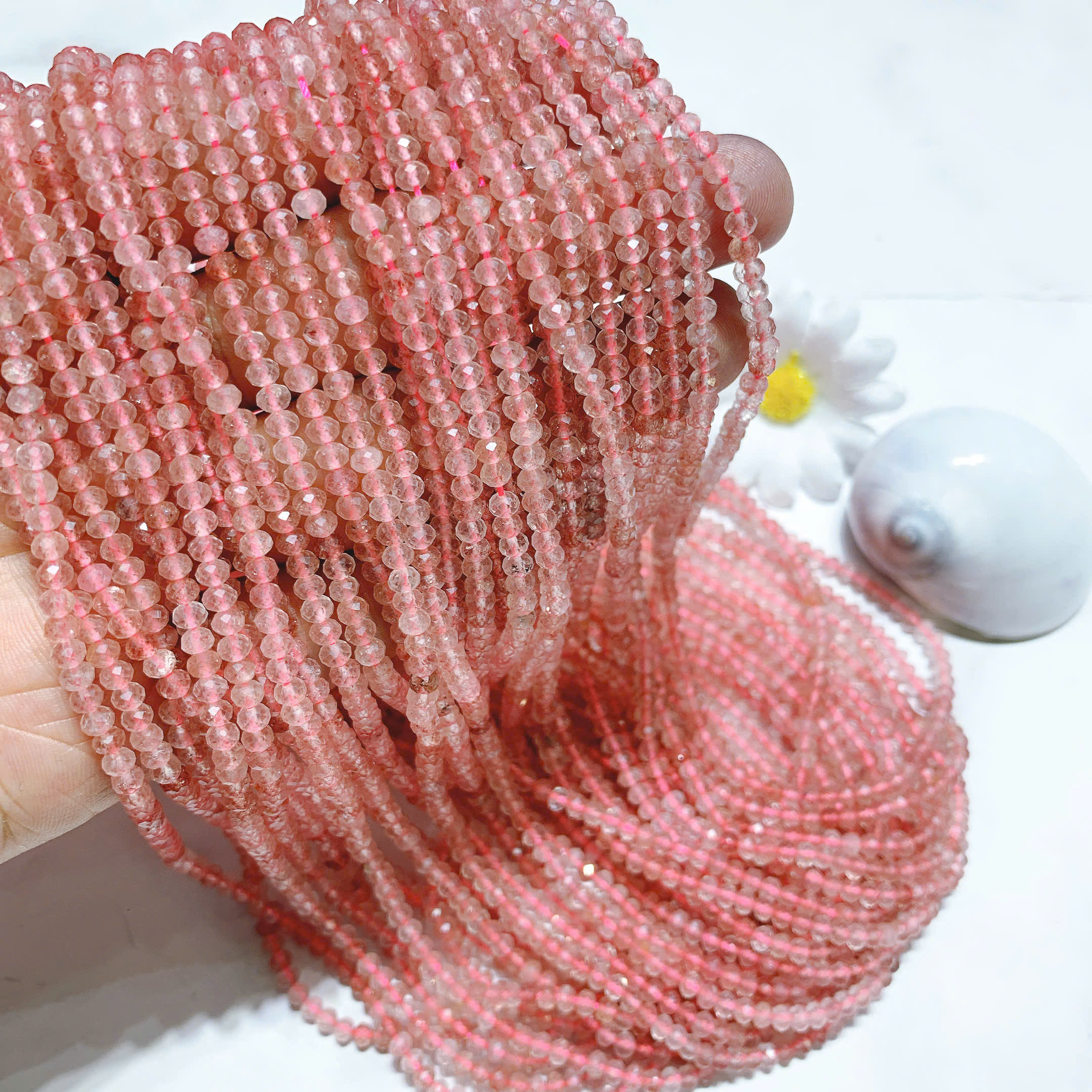 Vòng chuỗi Thạch Anh Dâu Tây tự nhiên